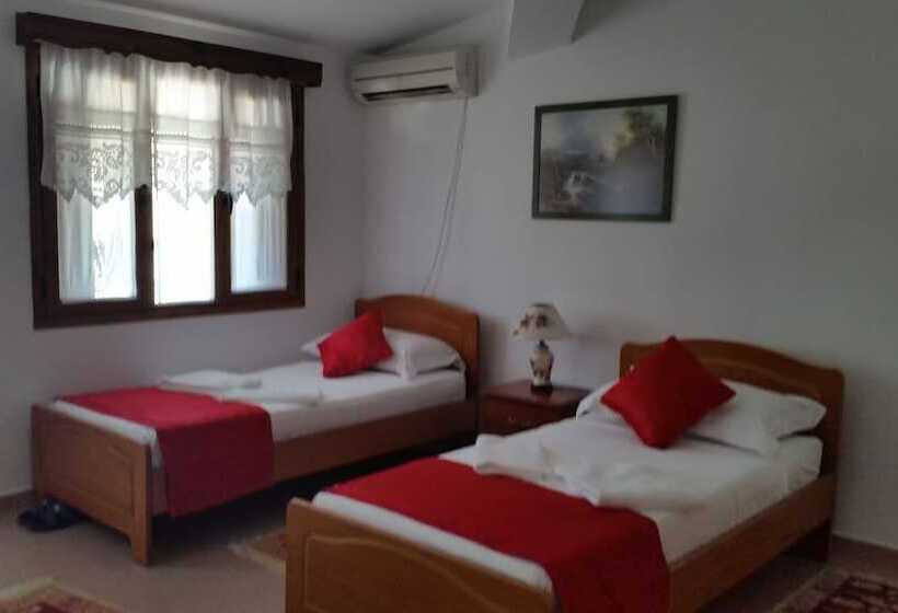 חדר סטנדרט, Berati