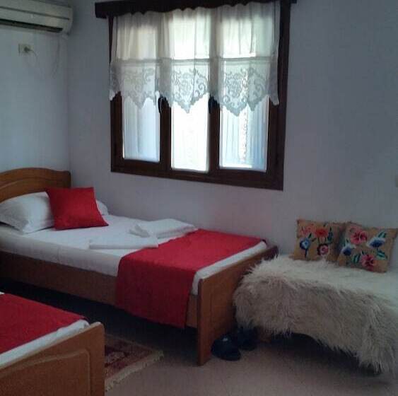 חדר סטנדרט, Berati