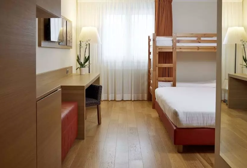 スタンダード4人部屋, Blu Hotel Acquaseria