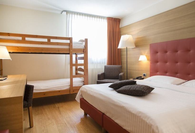 Четырехместный Номер Стандарт, Blu Hotel Acquaseria