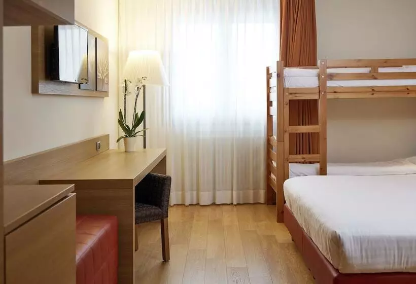 スタンダード4人部屋, Blu Hotel Acquaseria