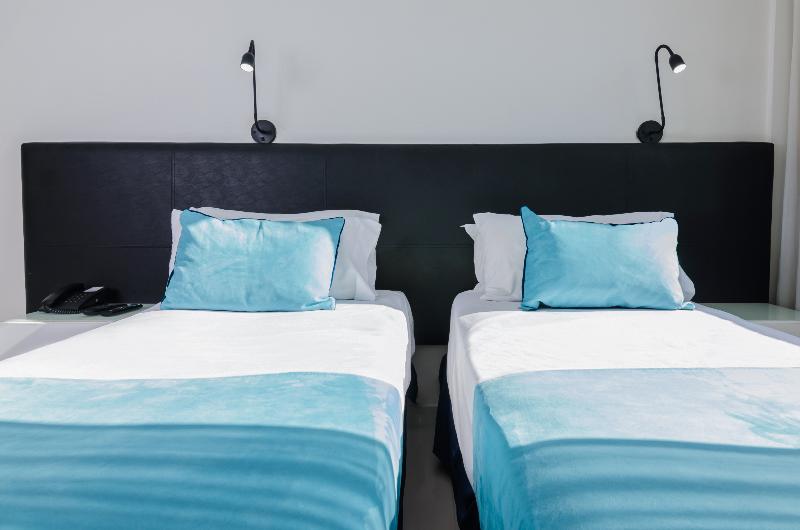 اتاق استاندارد, Cyan Recoleta