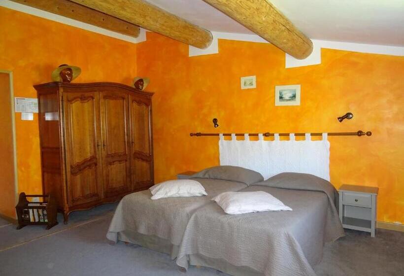 Трехместный Номер Superior, Domaine De La Grange Neuve