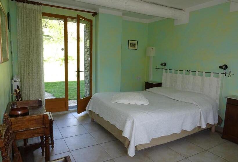 Трехместный Номер Superior, Domaine De La Grange Neuve