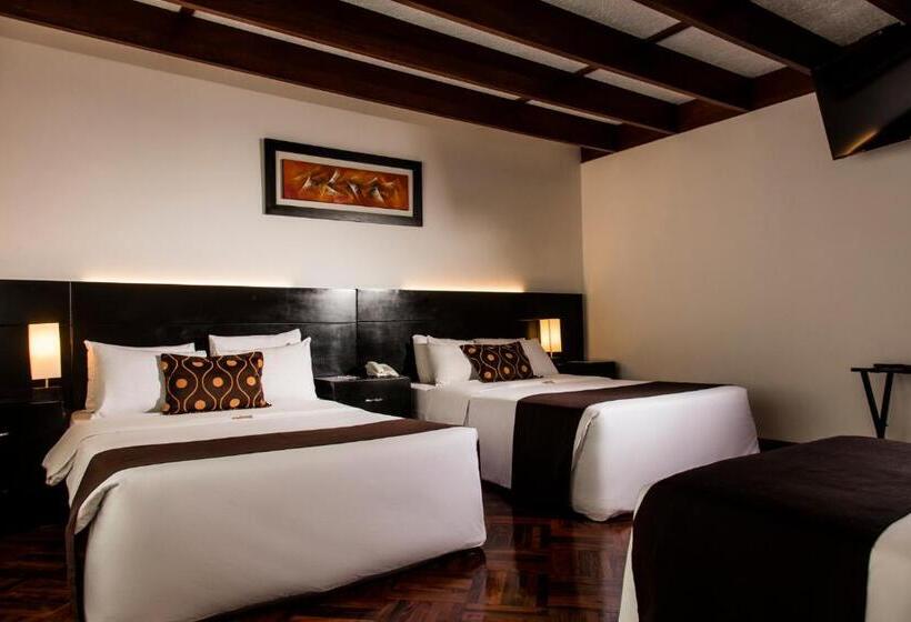 חדר סטנדרט לשלושה, Ferre De Ville