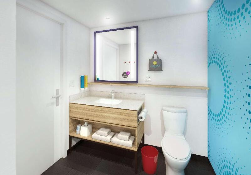 جناح, Hampton Inn & Suites Florence Downtown