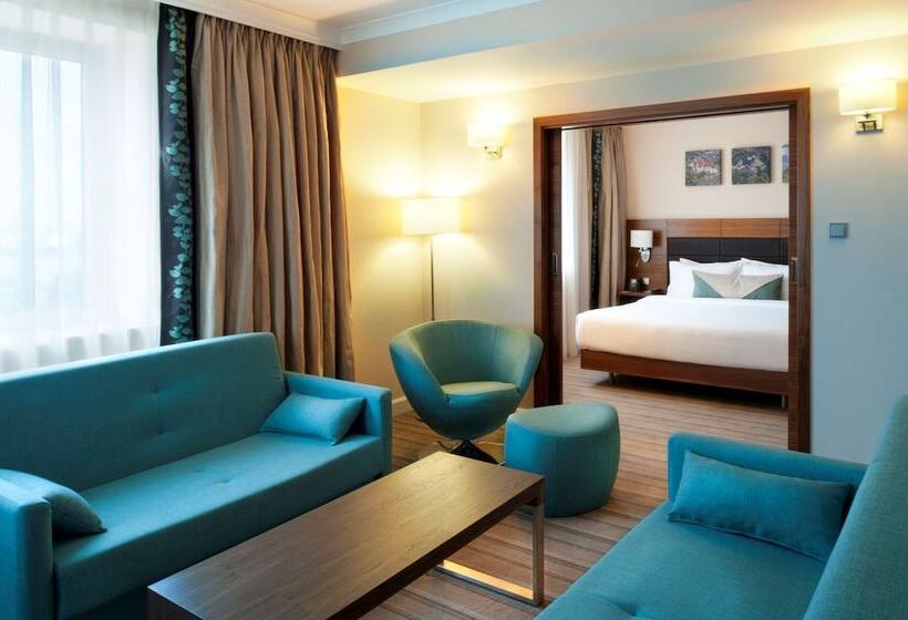 Полулюкс, Hilton Garden Inn Krakow