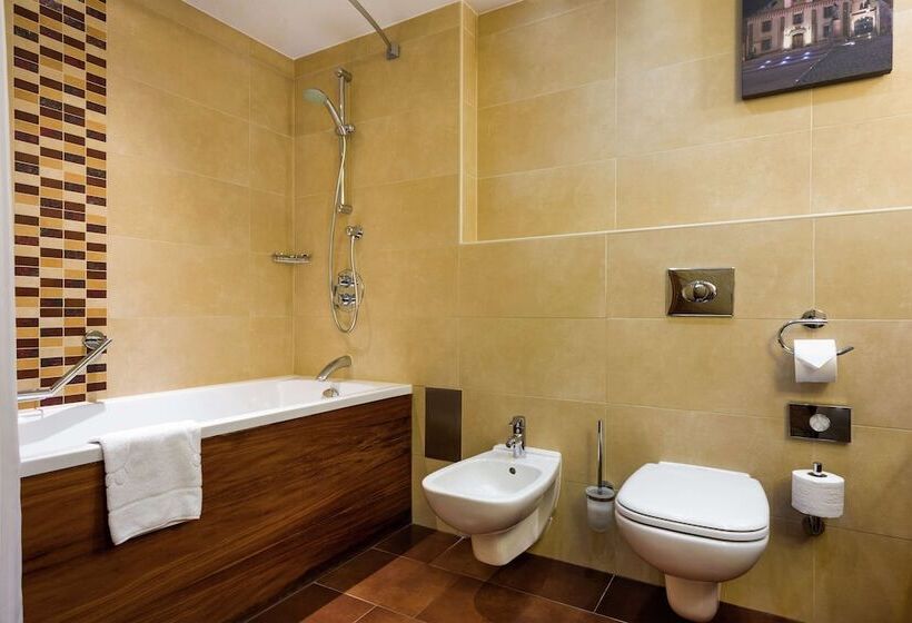 Номер Стандарт, Hilton Garden Inn Krakow