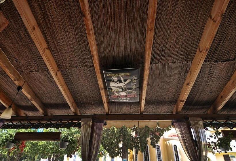 Номер Стандарт Трехместный, Orpheus