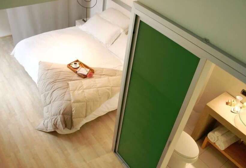 스탠다드 룸, Piedraluna