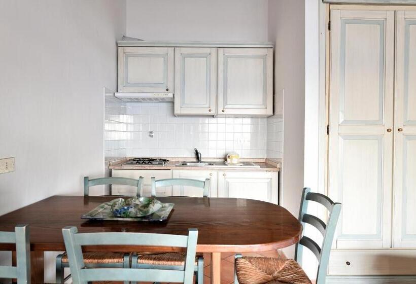 דירת חדר, Resort & Spa Baia Caddinas