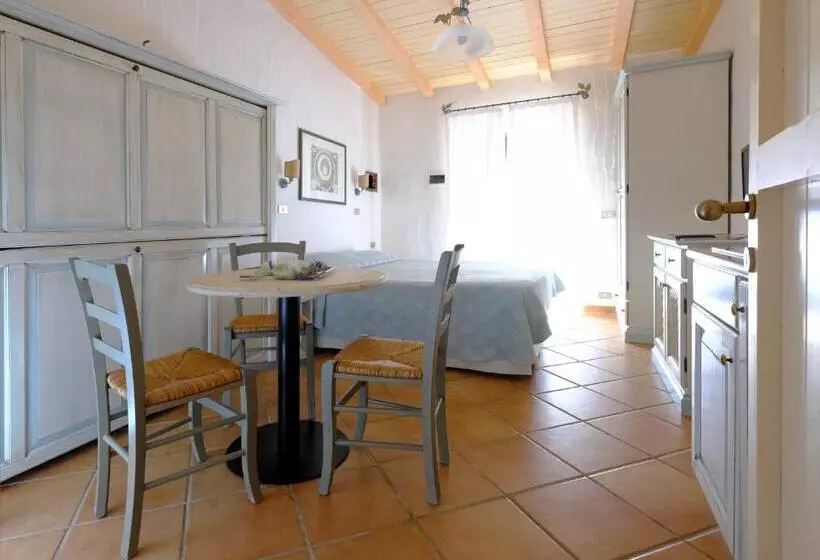 استودیوی استاندارد, Resort & Spa Baia Caddinas