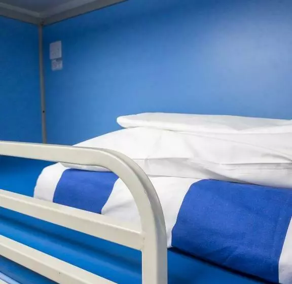 ルームシェアのワンベッド, Smart Russell Square Hostel