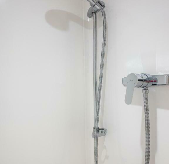 Номер Стандарт, Smart Russell Square Hostel