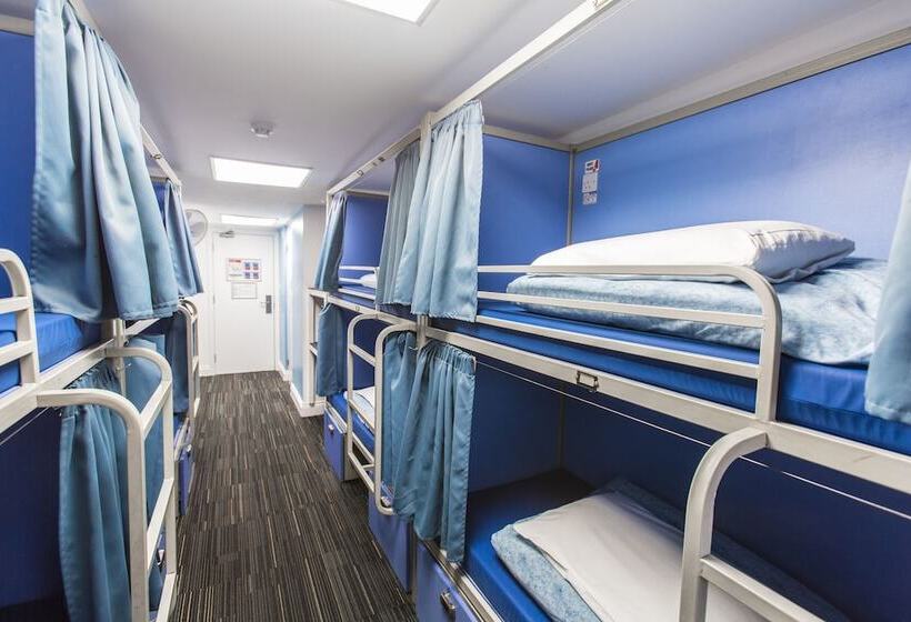 Кровать в Общей Комнате, Smart Russell Square Hostel