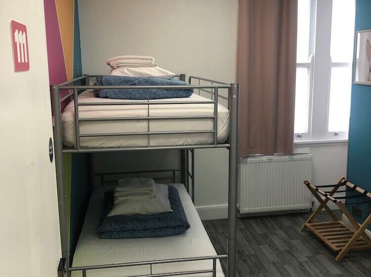 Кровать в Общей Комнате, Smart Russell Square Hostel