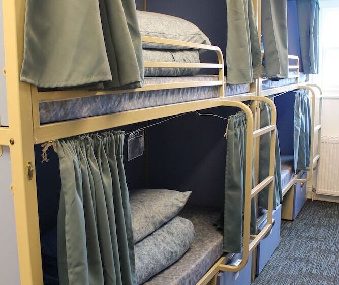 Кровать в Общей Комнате, Smart Russell Square Hostel