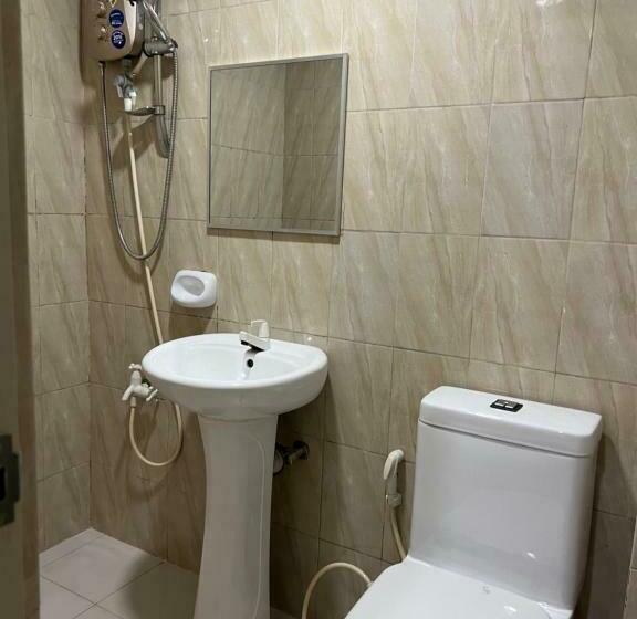 חדר אקונומי, Ging Ging Tourist Inn