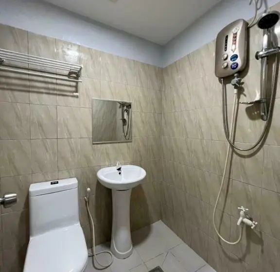 اتاق عادی, Ging Ging Tourist Inn