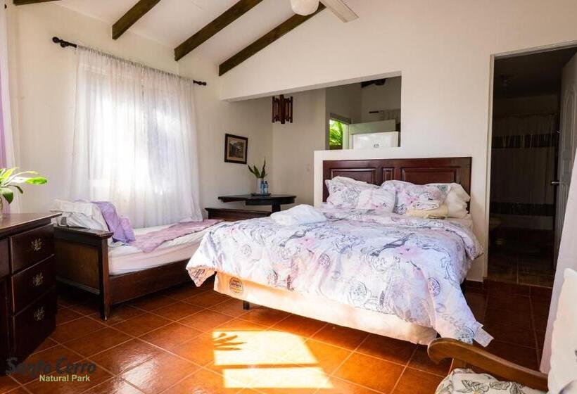 سوییت لوکس, Santo Cerro Natural Park