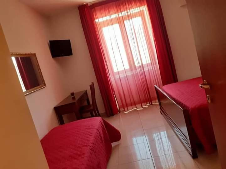 اتاق استاندارد چهار تخته, Il Convento