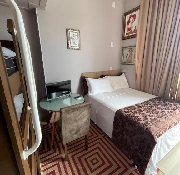 四人标准间, Studio Bangalô Belém Hospedagem