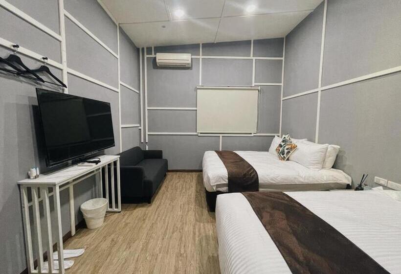 ویلای 1 خوابه با چشمانداز باغ, 弎trinity