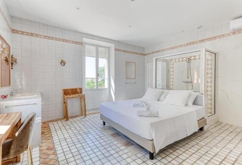 Стандартный Номер Кровать Кинг, Domaine De La Nerthe Hotel Provence Mediterranee