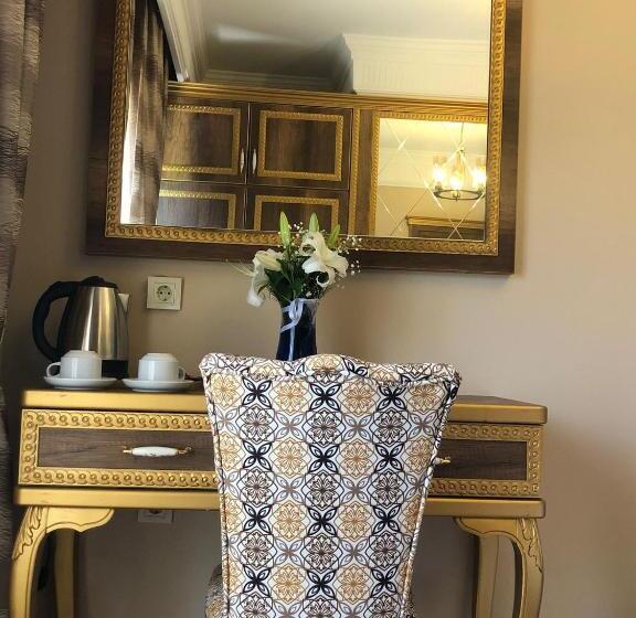 スタンダードルーム, Golden Hi̇ll Hotel Downtown