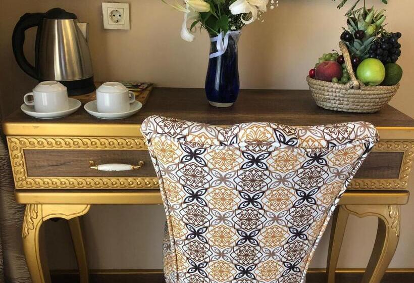 トリプルクラシックルーム, Golden Hi̇ll Hotel Downtown