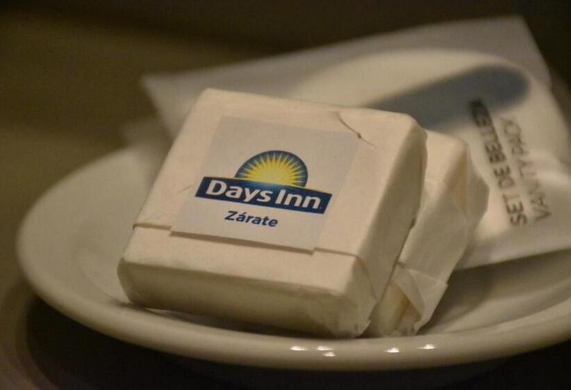 غرفة سوبيريور سرير كينج, Days Inn Zarate