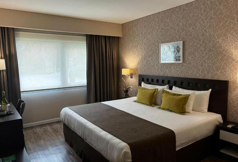 Номер Superior Кровать Кинг, Days Inn Zarate