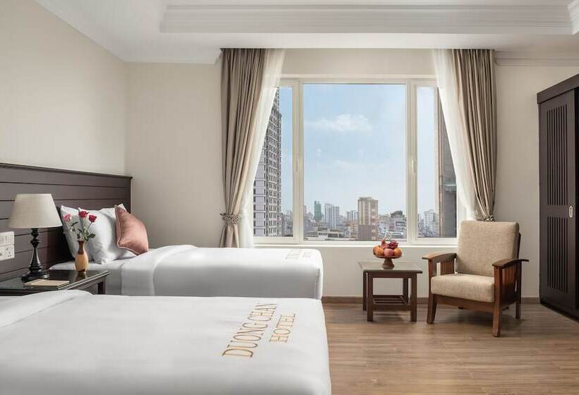 اتاق لوکس, Duong Chan