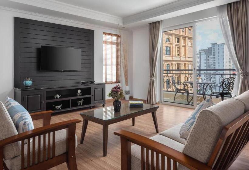 سوییت خانوادگی, Duong Chan