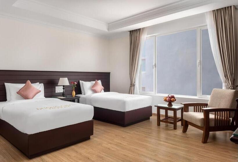 سوییت خانوادگی, Duong Chan