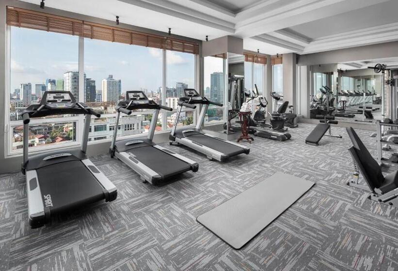 اتاق سوپریور با چشم‌انداز شهر, Duong Chan