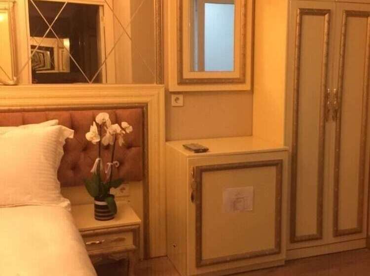 スタンダード４人部屋, Golden Hi̇ll Hotel Downtown