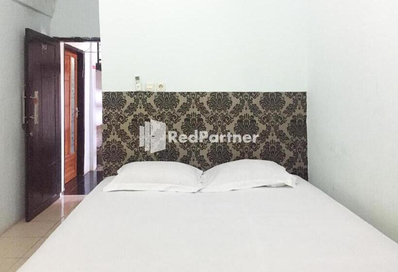 스탠다드 룸, Wisma Andini Palopo Redpartner