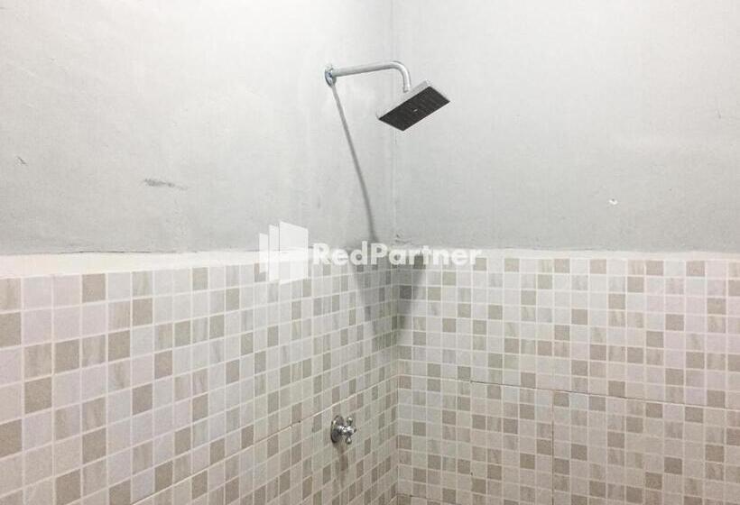 이코노미 룸, Wisma Andini Palopo Redpartner