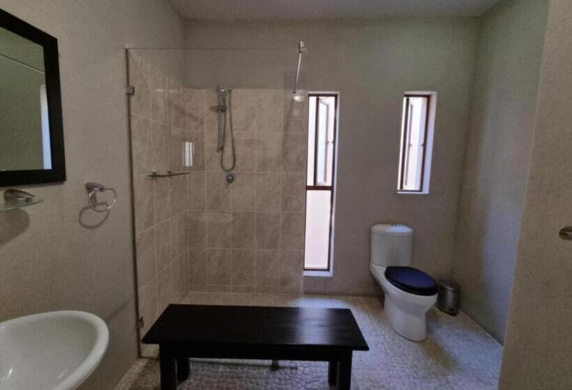 اتاق استاندارد, Avonlea Guesthouse