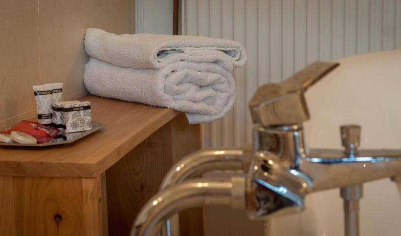 اتاق لوکس با تخت بزرگ, Elma Guesthouse