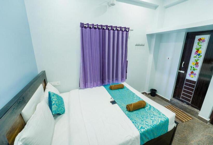 家庭间, Jeyam Residency