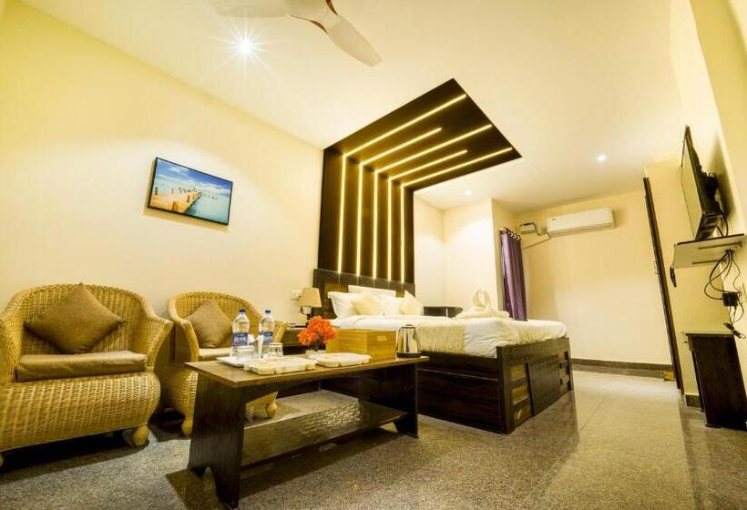 סוויטה עם מרפסת, Jeyam Residency