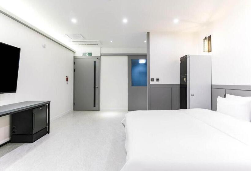 プレミアムルーム, Pyeongtaek Godeok Rich Stay