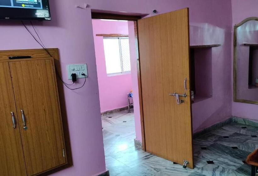 Семейный Номер, Laxmanji Villas