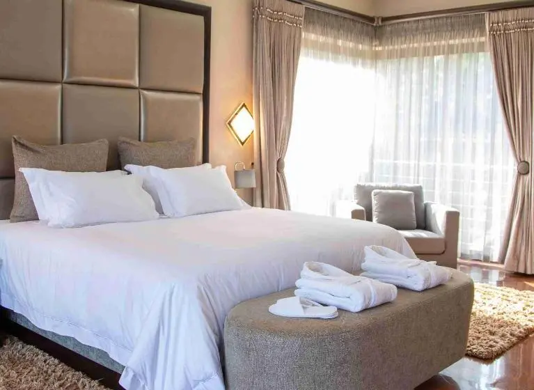 اتاق سوپریور با تخت بزرگ, Schimper View Boutique Guest House