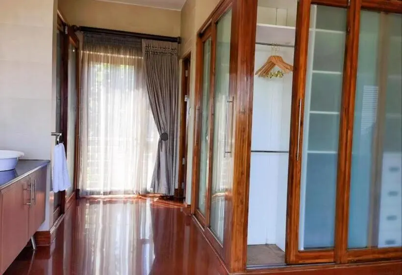 اتاق سوپریور با تخت بزرگ, Schimper View Boutique Guest House
