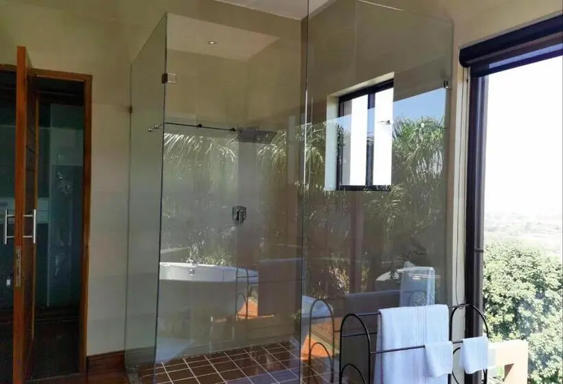 اتاق سوپریور با تخت بزرگ, Schimper View Boutique Guest House