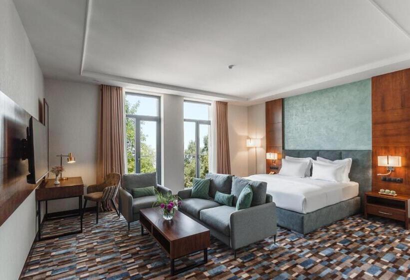 غرفة قياسية سرير كينج, Ateca Hotel Suites Tashkent