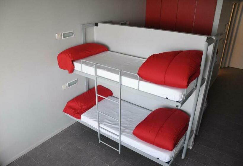 四人标准间, Centre Esplai Albergue